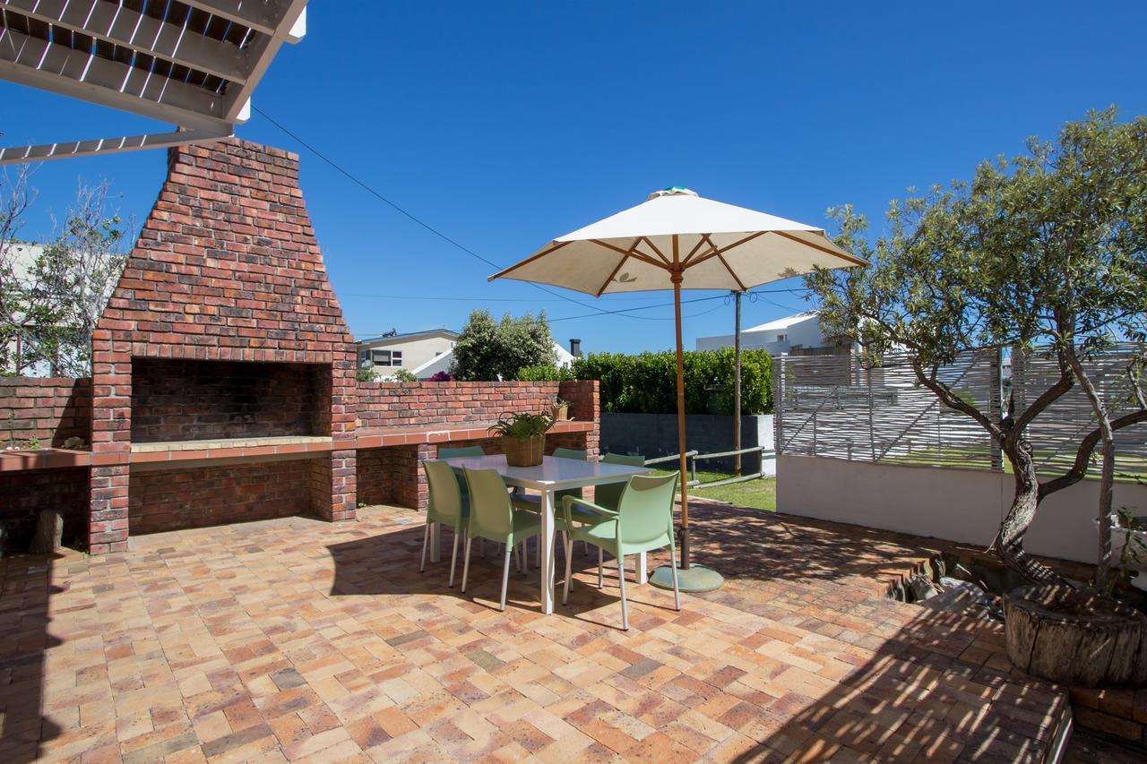 Stone Chimney Cottage Hermanus Exterior photo